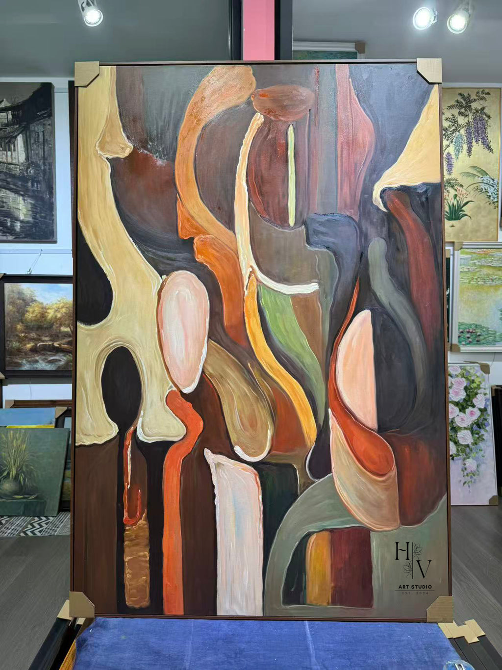 Abstract | Earthy Tone